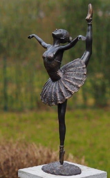 Ballerina — image 1