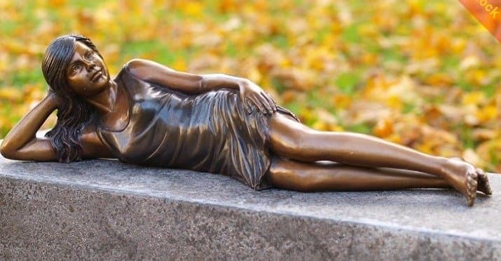 Laying Girl — Bronzartes luxury furniture at Gloria, Iraq