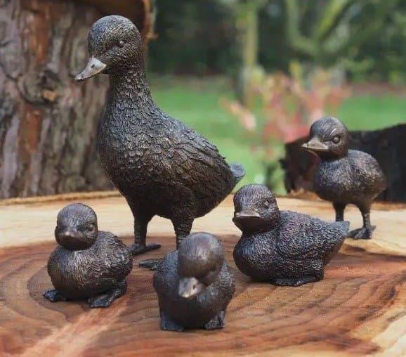 Set Of Ducks — Bronzartes luxury furniture at Gloria, Iraq