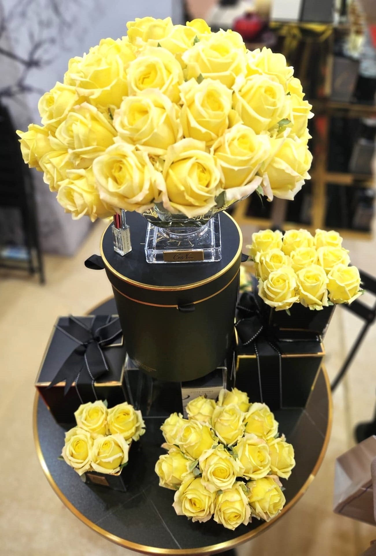 Centrepiece 37 Rose Bud Bouquet — Yellow with Gold Badge thumbnail 2