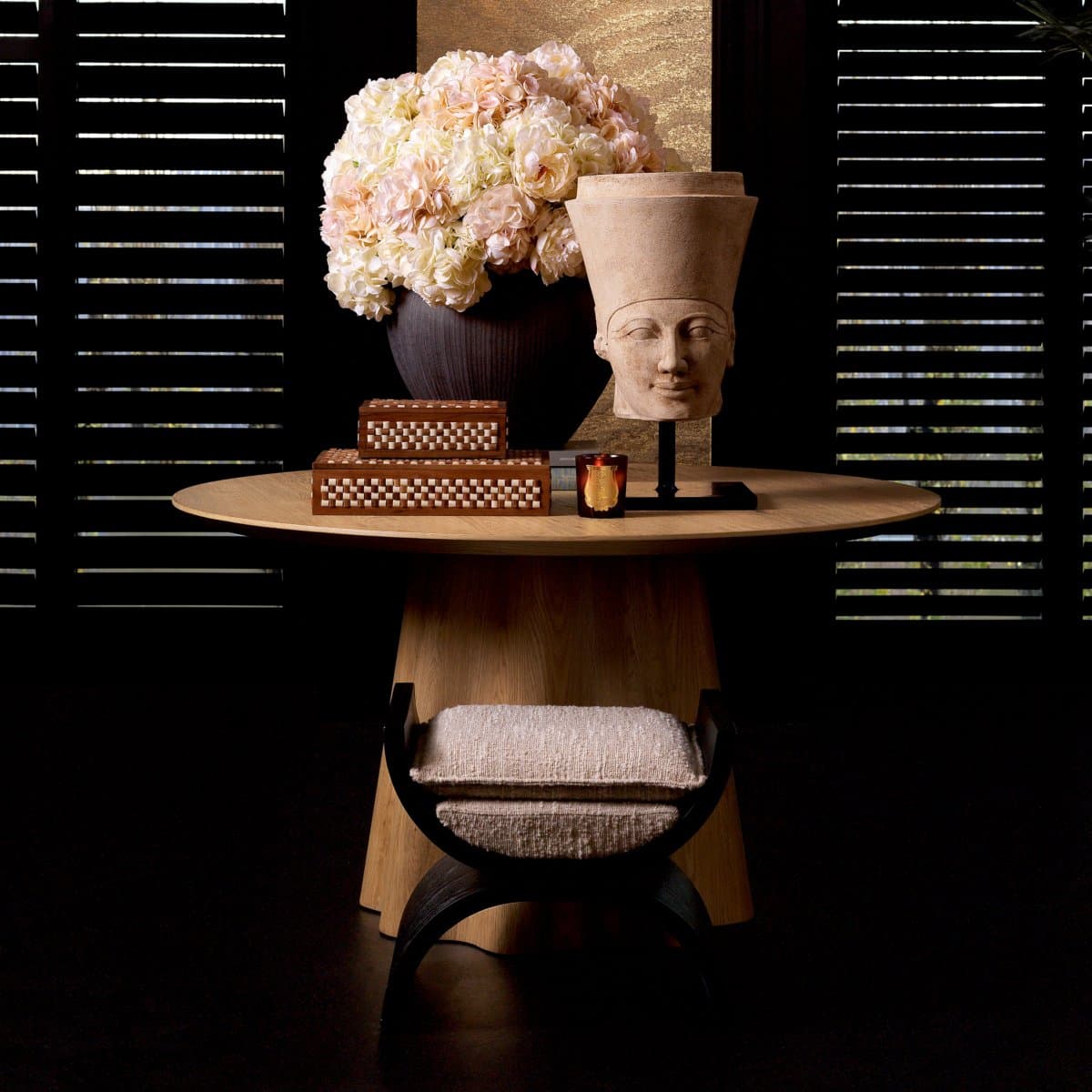 Dining Table Papyrus thumbnail 2