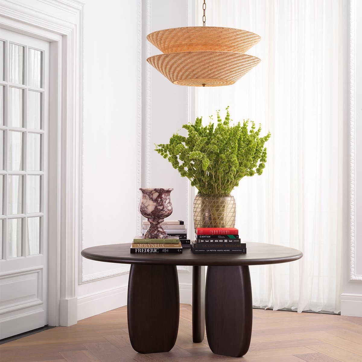 Dining Table Windsor thumbnail 2