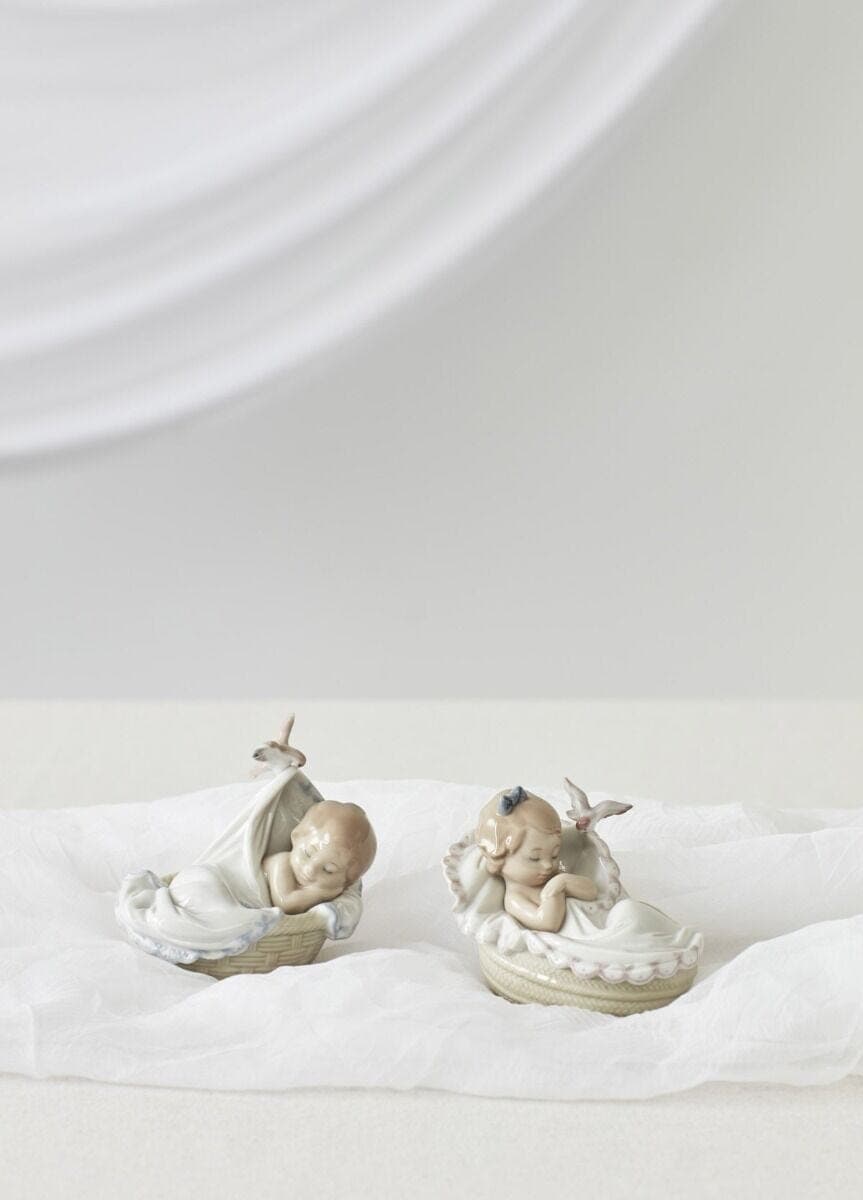 Comforting Dreams Girl Figurine thumbnail 3