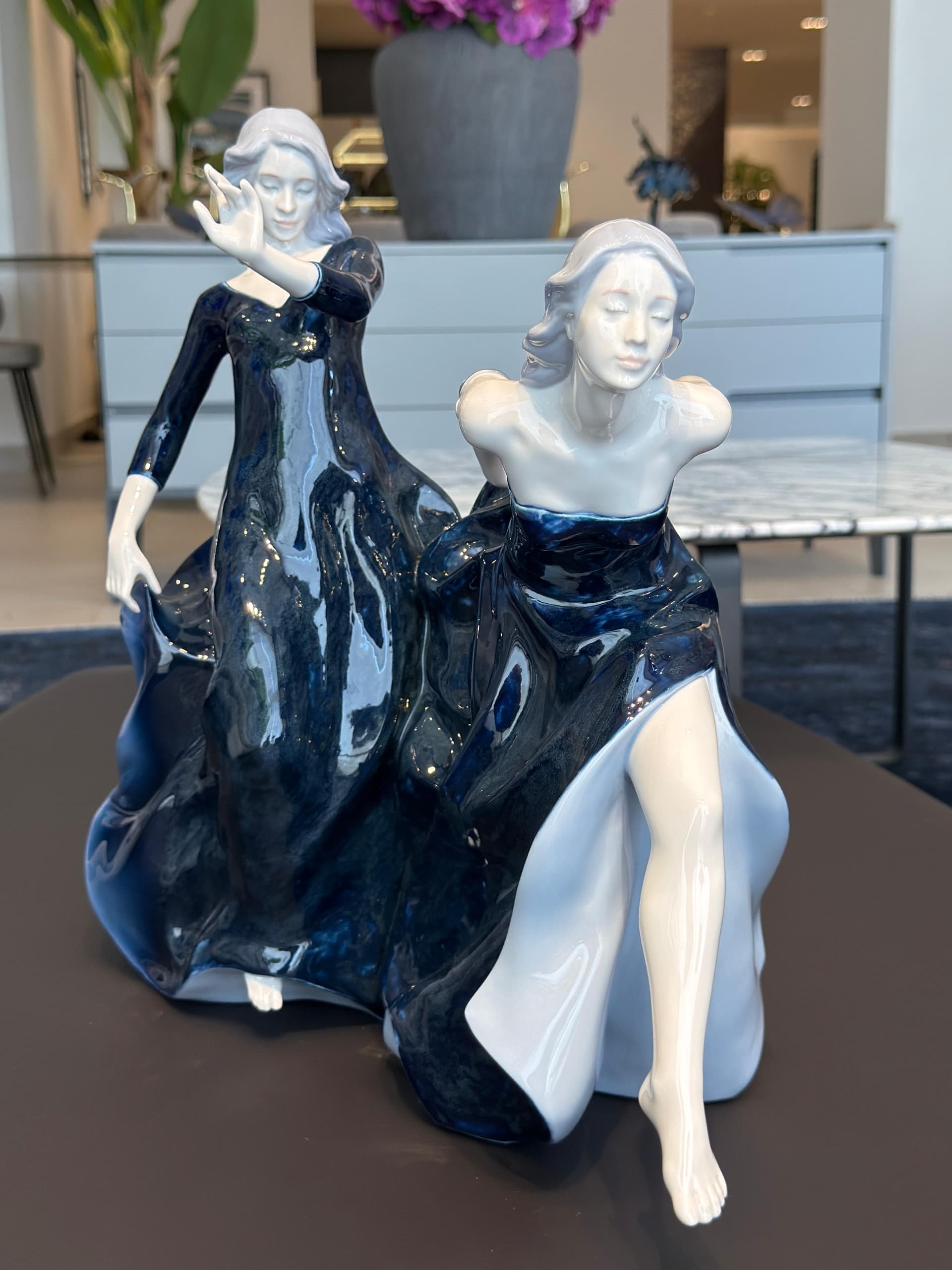 Night Approaches Sculpture. Limited Edition — image 1