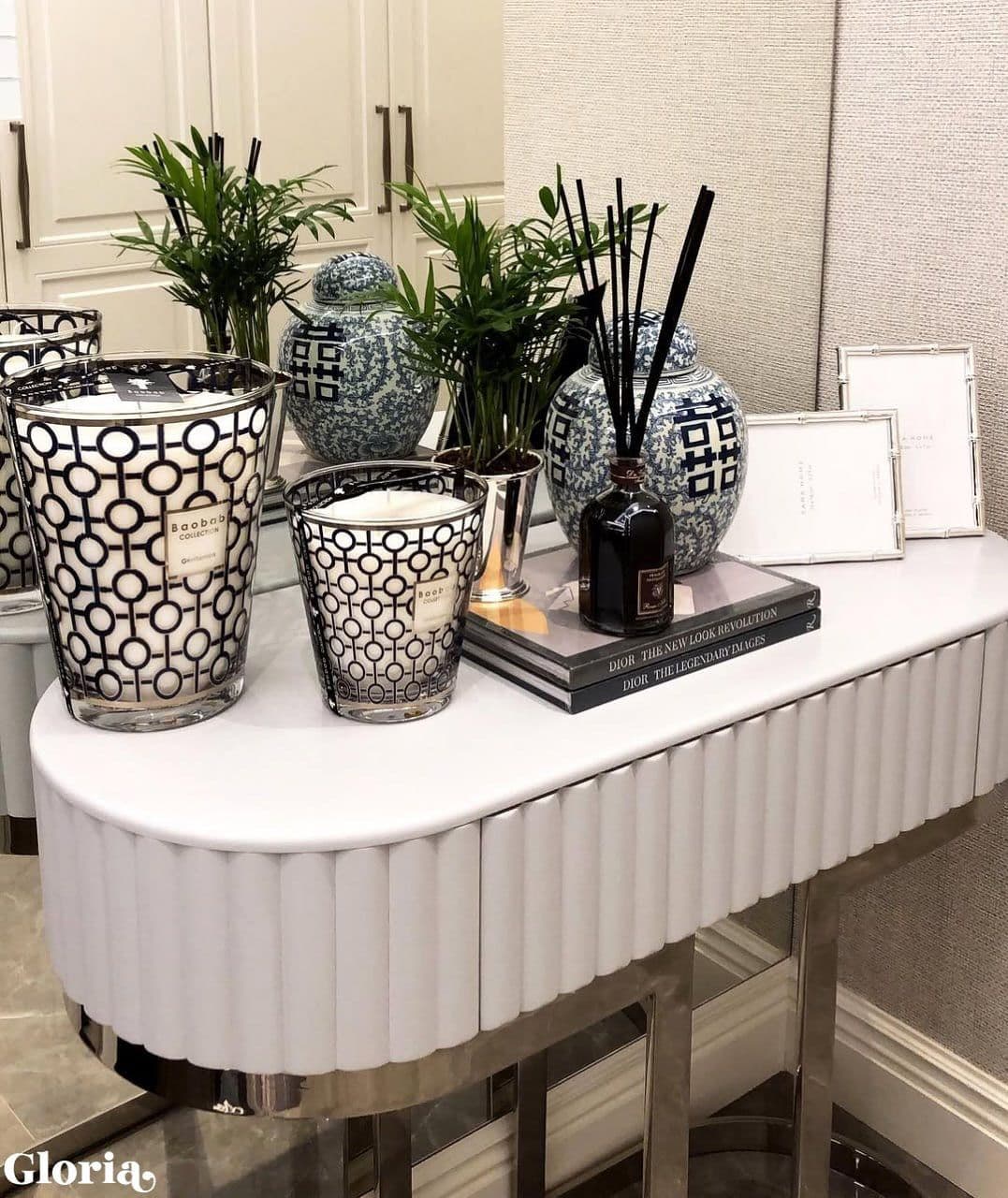 Styled console with Baobab candles